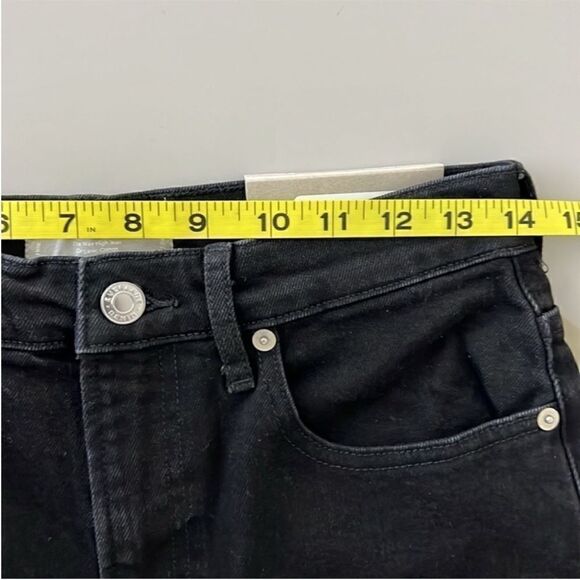 NWT Everlane Organic Cotton The Way High Jeans in
Coal Raw Hem Size 27 Short - Picture 5 of 13